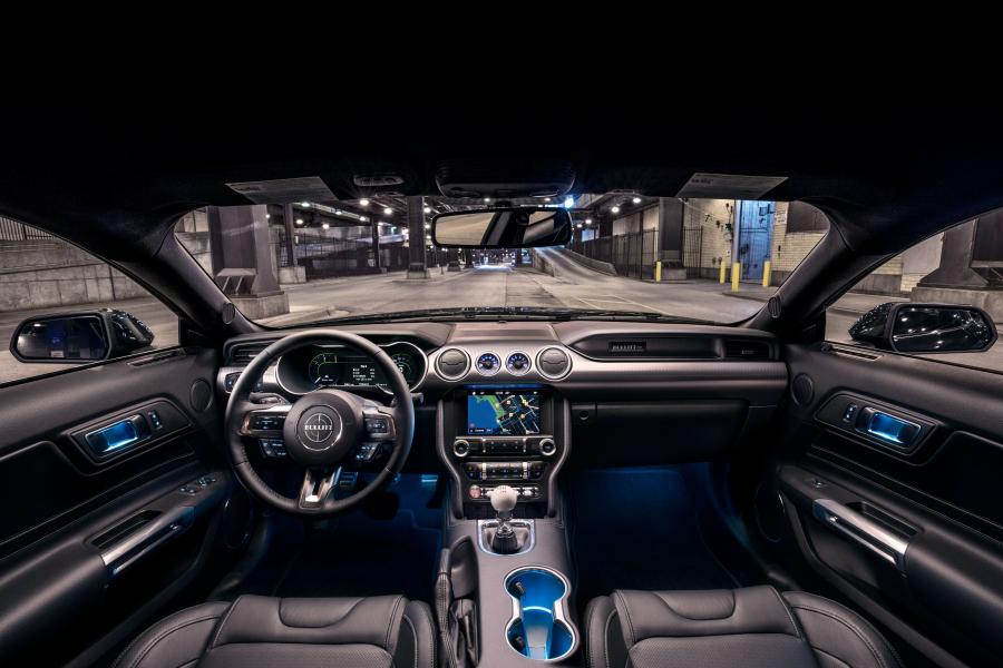 Торпедо Ford Mustang Bullitt 2018 года  (NA) (фото 4 из 40)